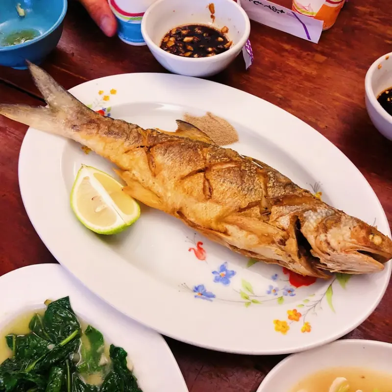 [台北台式]信義永春站「古意客家菜」巷弄間平價的懷舊客家菜/餐點美味選擇多/白斬雞鮮嫩可口/懷舊氣氛的鄰間餐館/附菜單