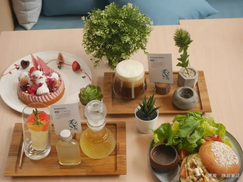 kafeD 德勒斯登河岸咖啡。台中網美餐廳，花式創意咖啡、年輪蛋糕，視覺上的極度饗宴 - 黑皮的旅遊筆記