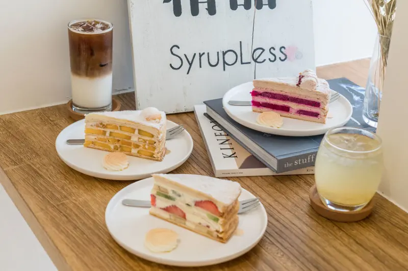 台北小巨蛋水果手工千層 稍甜SyrupLess 韓風下午茶 網美打卡點