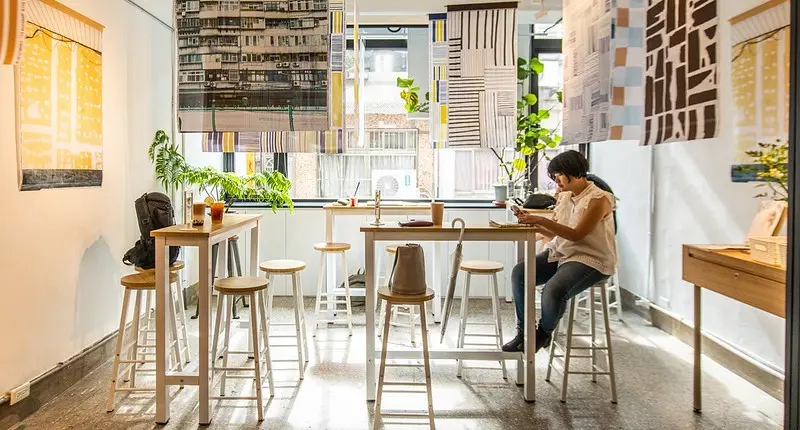 【台北捷運美食】【東門站美食】小日子商號永康店.公寓陽光咖啡廳,午後偷閒的小日子