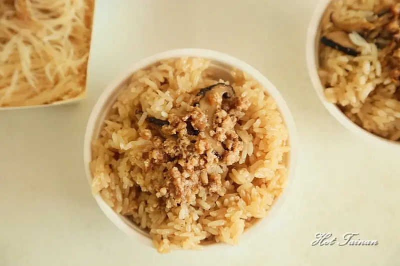 【花蓮美食】觀光客不會來的在地銅板美食：北埔阿婆油飯 - 熱血玩台南。跳躍新世界