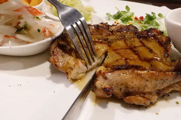 【北捷｜大坪林、景美美食】TORINO 杜林諾餐廳｜家常小西餐館吃到令人驚豔的排餐 / 世新大學周邊美食