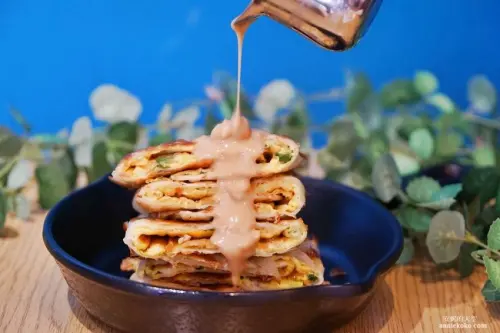 [新莊蛋餅推薦]A&J Brunch燕覺早午 30種以上口味手工蛋餅　激推蔥花蛋餅加花生醬 假日還有限定紫薯口味 - 安妮的天空