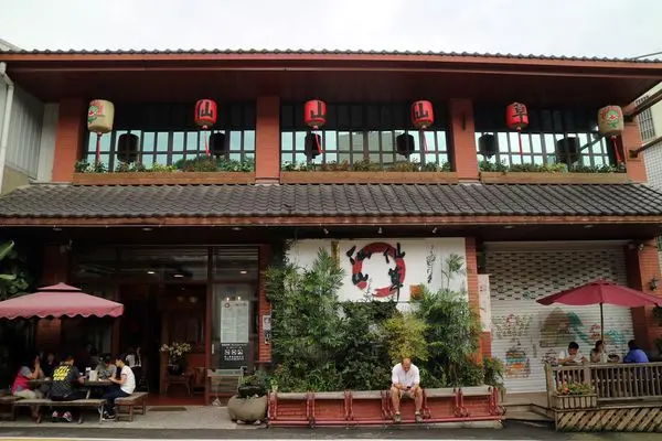 苗栗獅潭鄉=<食>仙山仙草~獅潭在地小吃＊炸仙草好特別＊客家仙草=