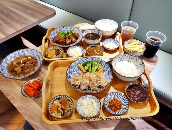 【信義區滷肉飯】滷肉控 #最潮滷肉飯 #文青風 #台菜 #手路小菜 #市政府