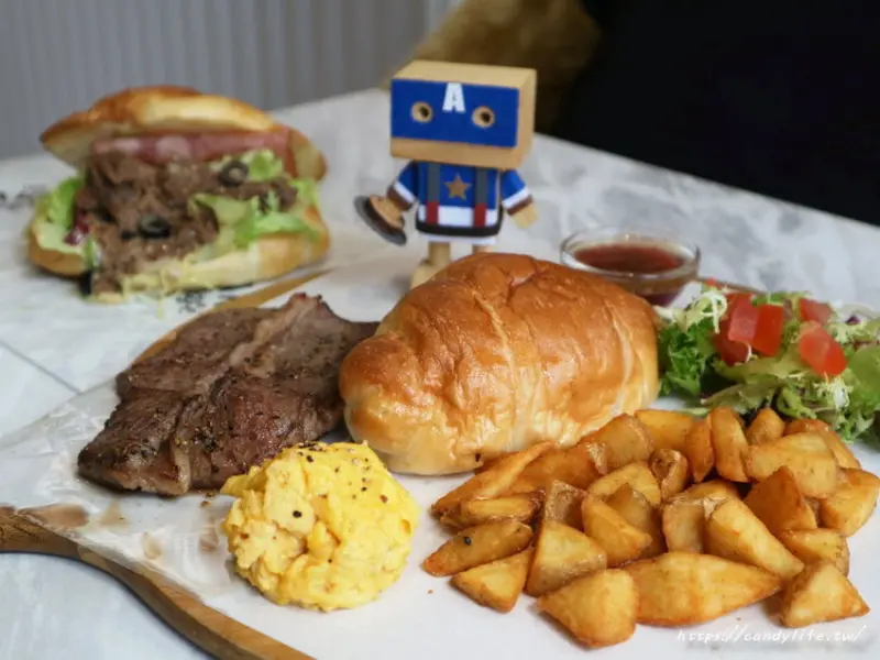 美村尼克阿罩霧店│在霧峰也吃的到人氣早午餐店美村尼克，價格親民份量又多，近亞洲大學、光復新村～