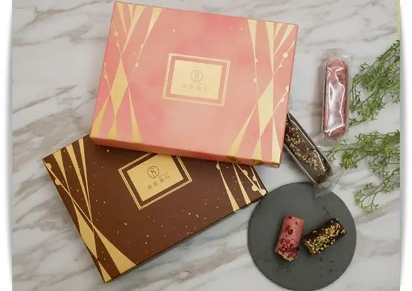 「青鳥旅行-莓果RUBY巧克力蛋捲、榛果黑巧克力蛋捲」甜蜜滋味 ❤