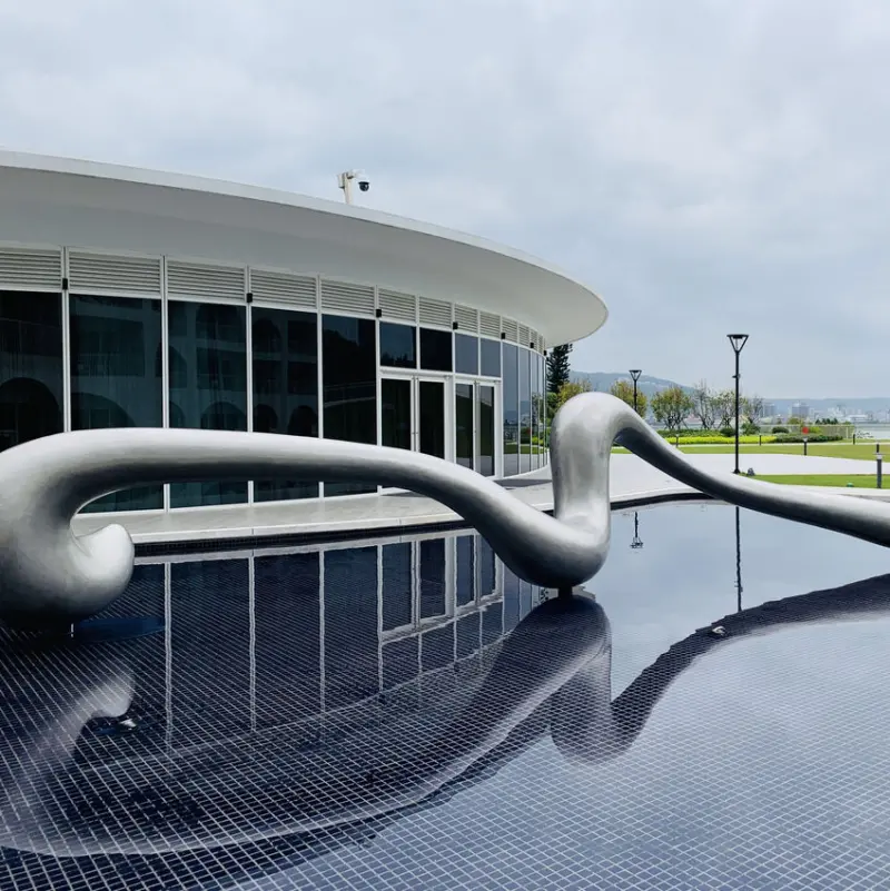 淡水滬尾藝文休閒園區鬱金香酒店。純白建築超好拍。IG美照、打卡、攝影聖地怎樣拍都美