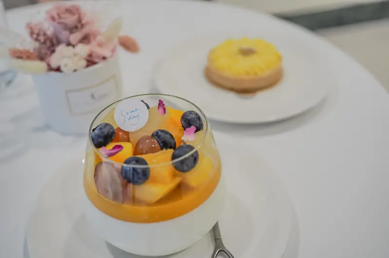 有一天 Someday｜台中甜點店｜無法抗拒的百香檸檬塔，水果奶酪也超推！