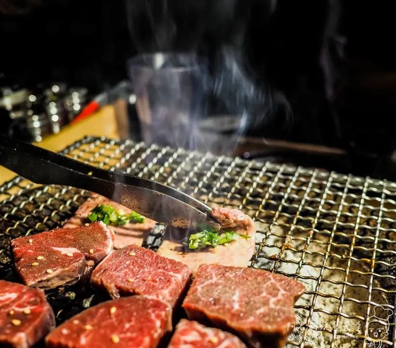 【基隆】月桂炭火燒肉吃到飽｜天使紅蝦、澎湖草蝦、哈根達斯任你吃｜平日生啤酒無限暢飲