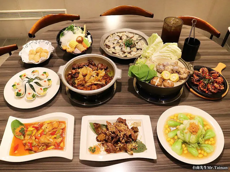 2020台南除夕年菜推薦／廣式料理名店／外帶內用年菜伴手禮享優惠／親友圍爐公司尾牙聚餐首選／嚴選食材精湛手藝／全店料理無添加味精