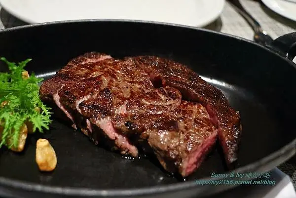 【台北中山食記】N°168 PRIME 牛排館（大直本館）。連五年米其林餐盤推薦，優雅時尚精緻，慶祝、約會絕佳