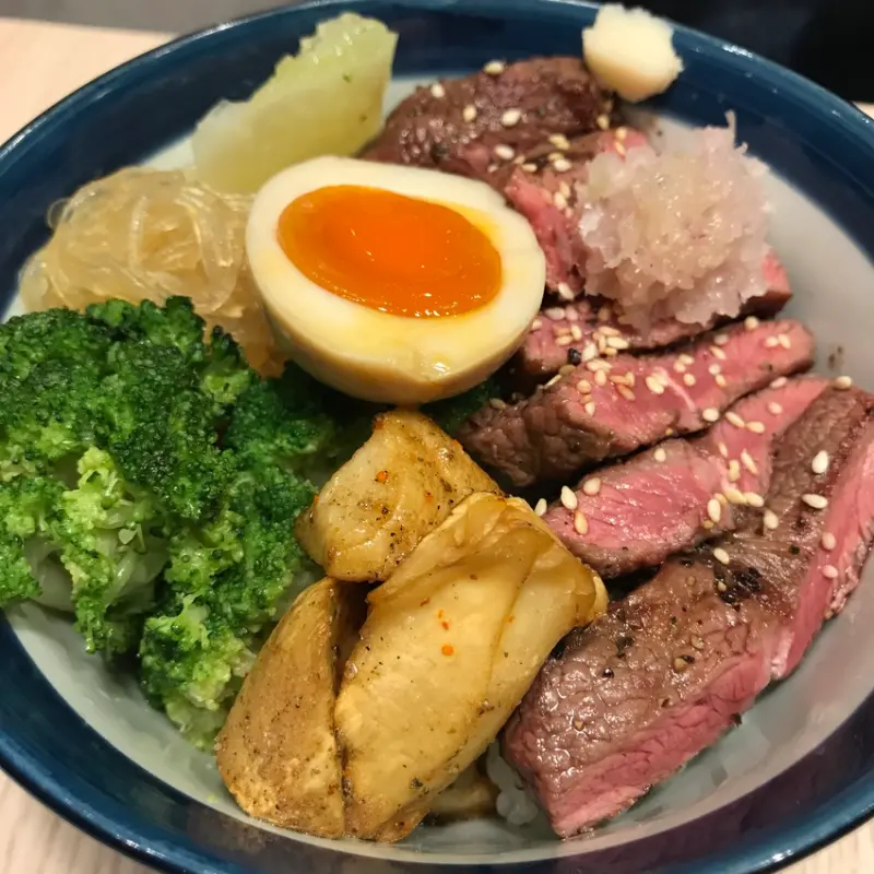 【食台北】初牛丼飯網路零負評！路過吃看看有沒有雷實吃心得到！