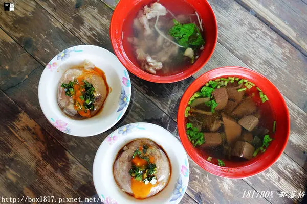 【苗栗。公館】隨意客家肉圓美食坊。從鐵牛攤車到店面。三十幾年公館在地滋味