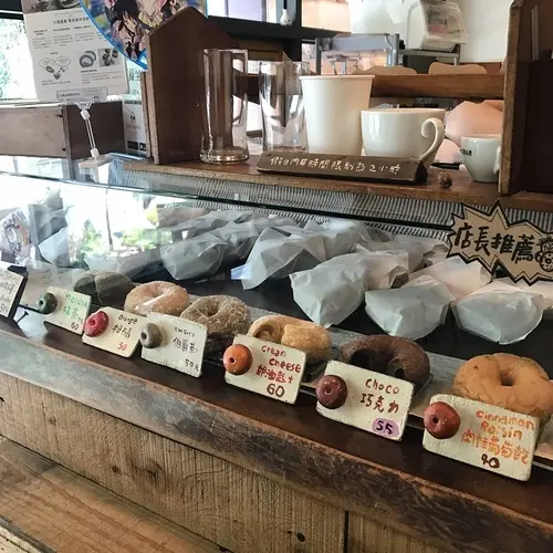 Haritts donuts&coffee 臺中美食 