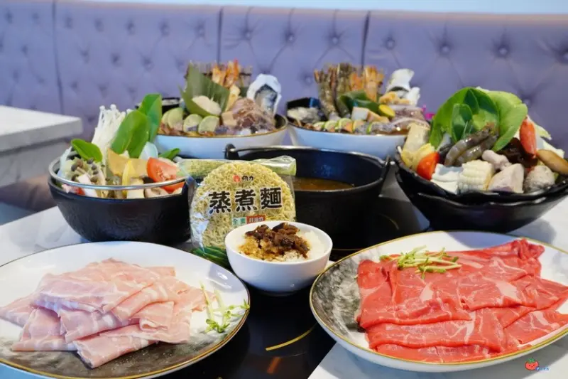 【樹林秀泰美食推薦】網美火鍋餐廳-築間幸福鍋物，明治冰淇淋吃到飽，IG打卡餐廳/含菜單