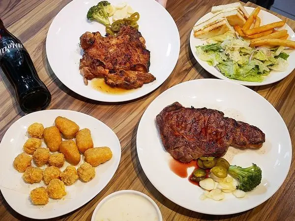 XL原味炭烤牛排 - 新北新店、木柵牛排推薦，平價原塊排餐，用炭火料理才夠香，吃好料再也不用大傷荷包