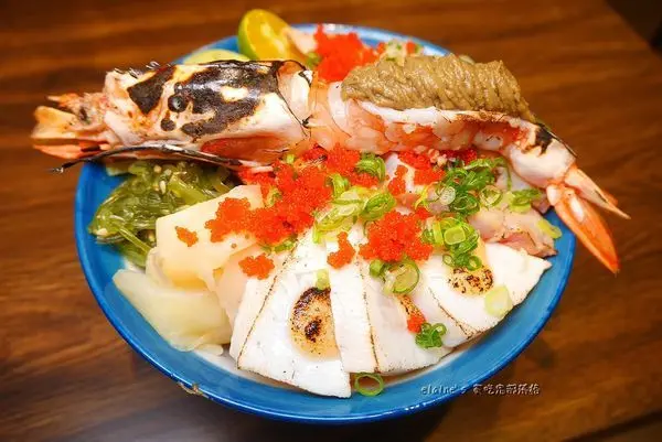 吃。新北蘆洲《悅勝丼飯.生魚片.壽司專賣店 蘆洲店》CP值極高的美味平價日本料理。蘆洲日本料理推薦。蘆洲丼飯推薦