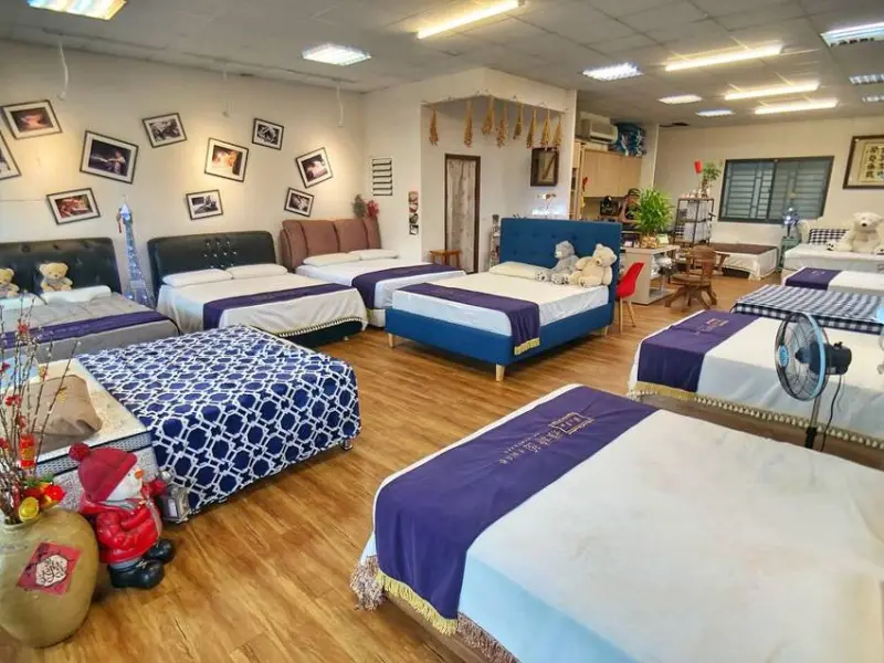 你還在尋找好的床墊嗎?【雅詩茵手創床墊】自家手工製作床墊 讓你睡的舒適又自在 買床墊打卡就送寵物墊！台南床墊推薦l台南傢俱 | 小白只饗ㄔ美食