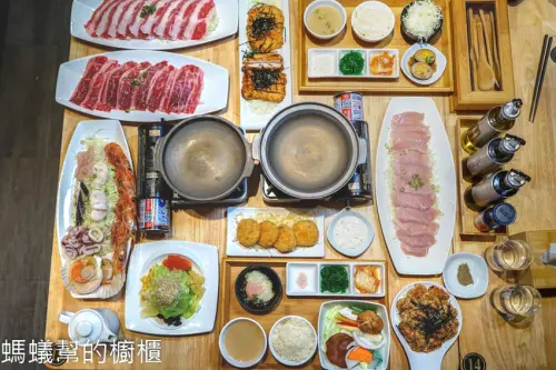 黑川ステーキライス | 黑川壽喜燒，台中美村路美食，平價定食、壽喜燒、板燒。 - 螞蟻幫的櫥櫃