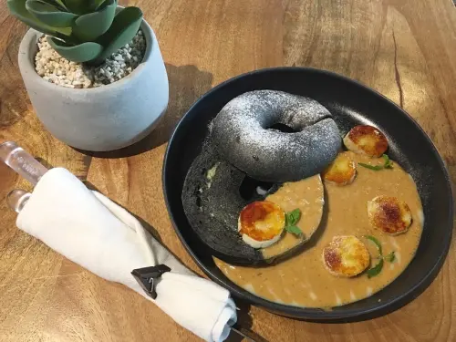 捷運松江南京站 時差 Jetlag~網美咖啡廳吃土石流花生醬貝果