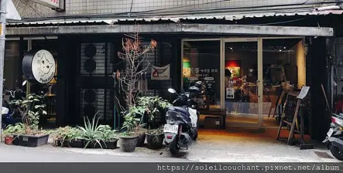 [新北板橋]貓嘰咕自家烘焙咖啡｜充滿貓貓味的素食餐廳