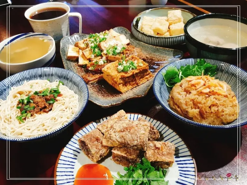 ｜在地人推薦平價小吃｜宜蘭羅東外婆家古早味  必吃國宴菜色傳統糕渣  獨門辦桌名菜肉捲  香氣十足櫻花蝦油飯