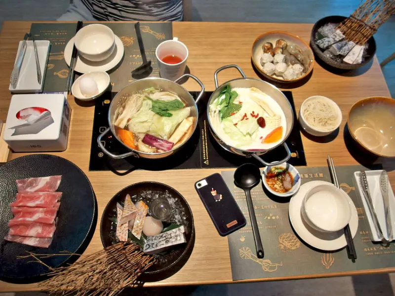 台北家庭聚餐推薦，燈光美氣氛佳褐藻主題餐廳！#包廂 #包場 #尾牙 #春酒推薦餐廳