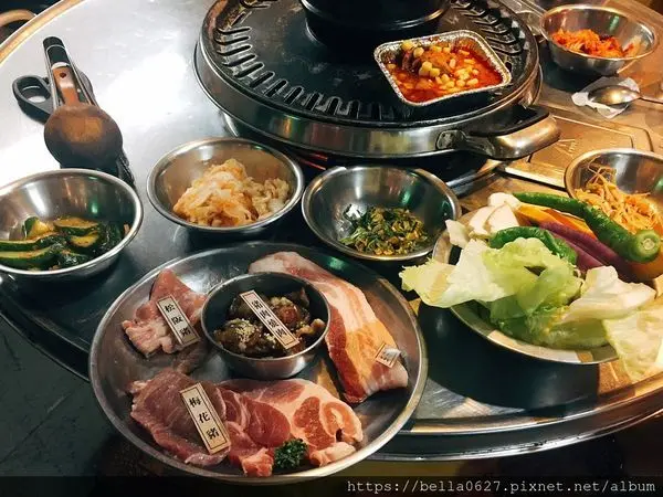 2020高雄燒烤推薦【大囍門韓食燒肉】銅盤燒肉平價超推高CP雙人套餐，新崛江隱藏美食地圖~