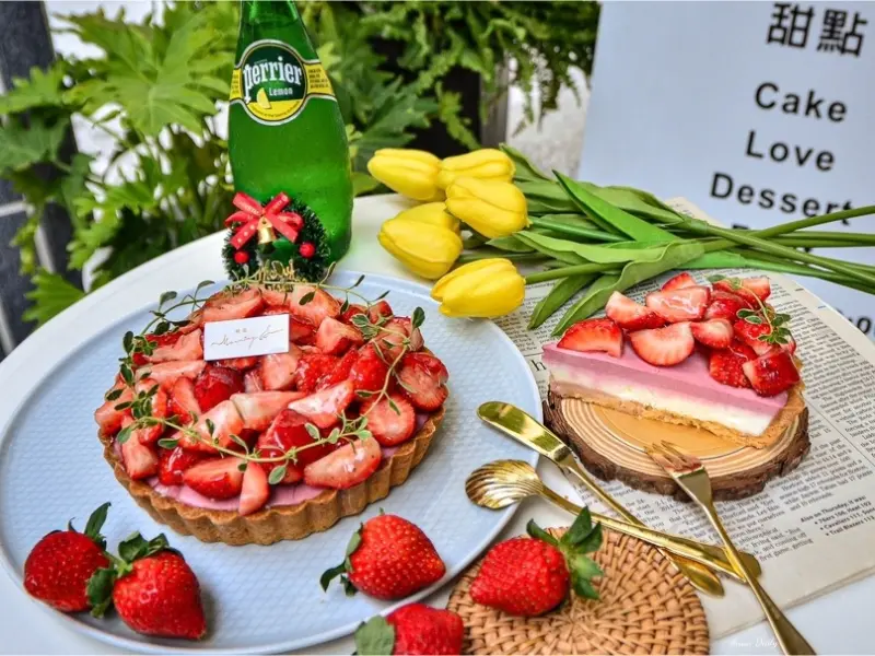 | 高雄美食 |超療癒的限定款又來了～夢幻的草莓寶盒/晴。晨Morning Sun/宅配美食