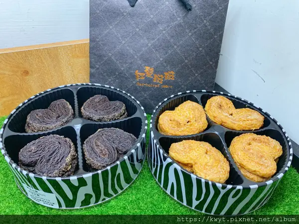 【台中伴手禮】紅髮斑斑蝴蝶酥。短腿阿鹿姊妹店，必買伴手禮，選用法國100%頂級可可粉，香酥口感濃郁香氣讓人回味無窮｜附價格表