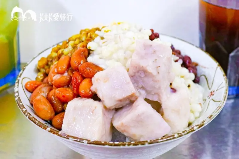 宜蘭豆花-優の豆花｜古早味高CP值市場懷舊冰店！仙草豆花紅豆綠豆湯杏仁茶