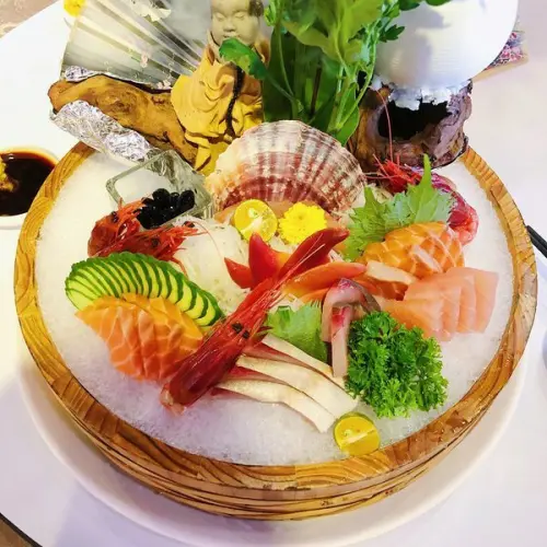 [台北海鮮]中山國小站「高朋海鮮餐廳」求新求變的高水準平價海鮮餐廳/生意極好合菜cp值超高/海鮮新鮮口味多變/附菜單