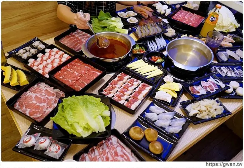 星巴克咖啡、哈根達斯來這裡吃免驚！還有超過70種食材無限享用，打卡再請你吃和牛～