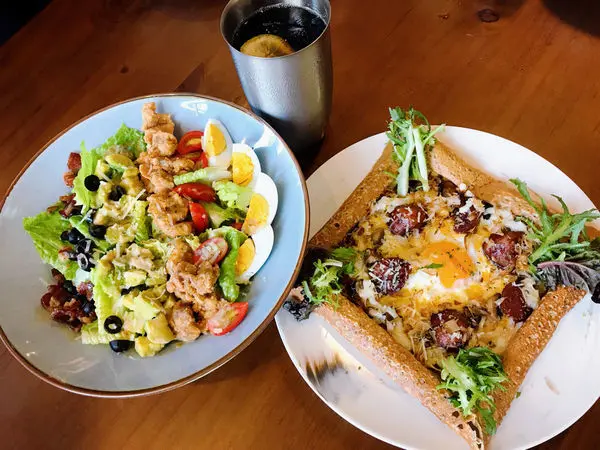 ||吃。台北|| 貳樓 南西店限定薄煎餅漂亮好吃