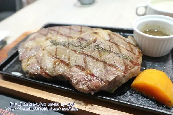 ”嘉義美食"【瀧厚炙燒熟成牛排】冷藏熟成牛排專賣店，自助濃湯飲料無限暢飲，親民價格，高貴享受~