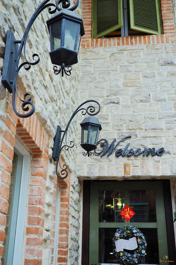 (食-高雄苓雅) 常堤複合式餐廳 / 回眸，彷彿來到歐洲鄉村小鎮風景【同場加映瑞典斯德哥爾摩背包品牌 GASTON LUGA】