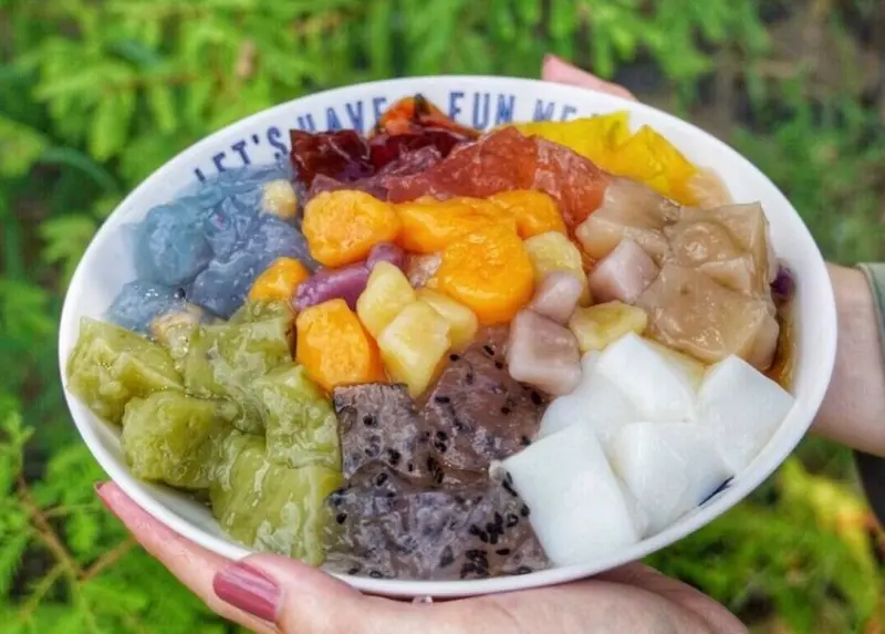 嘉義竟然出現失傳已久的【老師傅百年手作粉粿冰】七彩粉粿再現江湖 每碗只要35元銅板價超高CP值 IG美食新寵兒！嘉義美食l嘉義必吃l彌陀映月橋旁