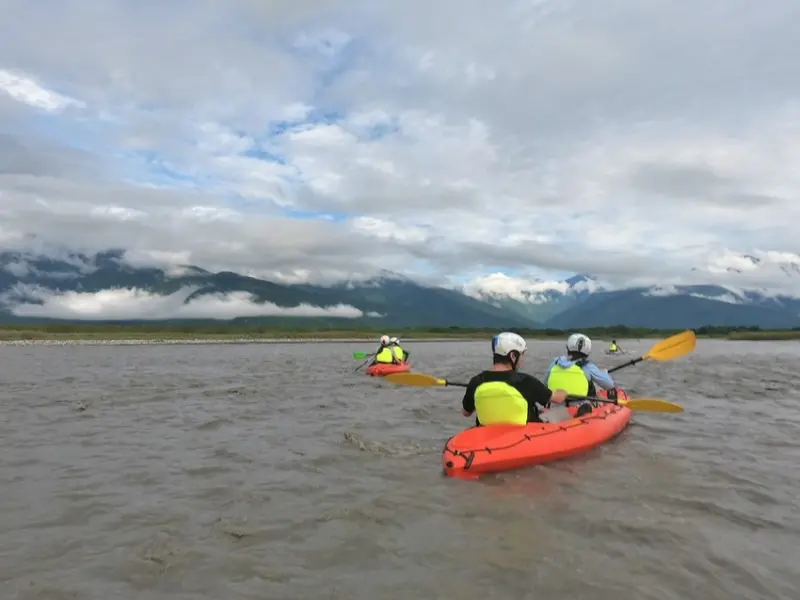 UniqueFun由你玩｜花蓮溪秘境必玩獨木舟！溪邊風光一次看遍！清水斷崖日出獨木舟明年等我！花蓮旅遊戶外活動推薦