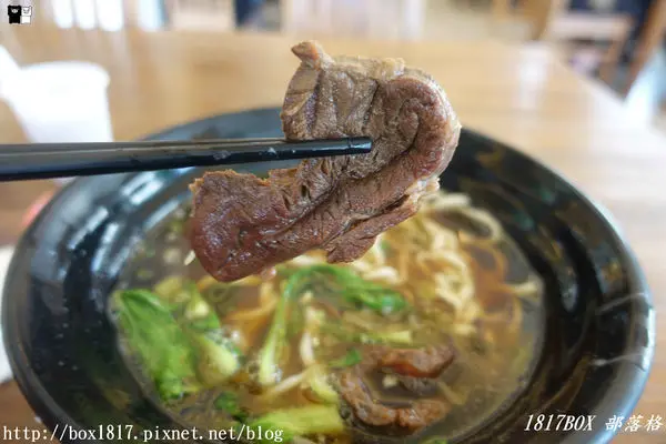 【嘉義。民雄】在地人帶路。中正大學美食。大四喜牛肉麵(旗艦店）