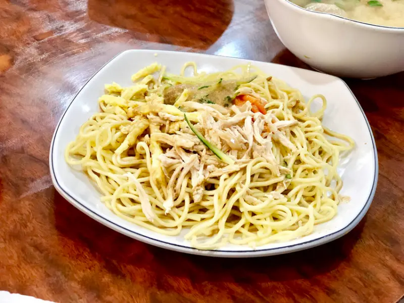 [新北新店] 麥六稻二 / 新店上班族 / 新店工程師 / 午餐時間最愛的超大盤無敵涼麵