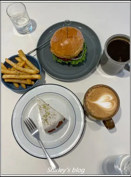 捷運淡水站．藏室 Hidden Burger(漢堡餐廳)