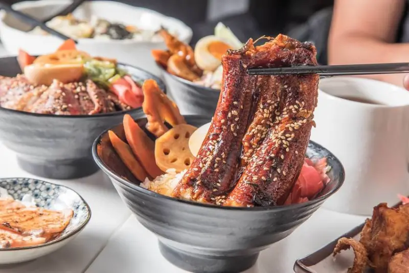 [台北中山]台北丼飯推薦，最低109元起！超平價黯然銷魂丼飯，超巨大鰻魚丼飯！潮丼日式定食 