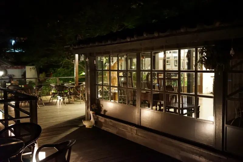 少帥禪園-隱身山林中-吃飯還可以泡腳喔--歷史洪流中的一段不為人知的故事-景色美夜寧靜