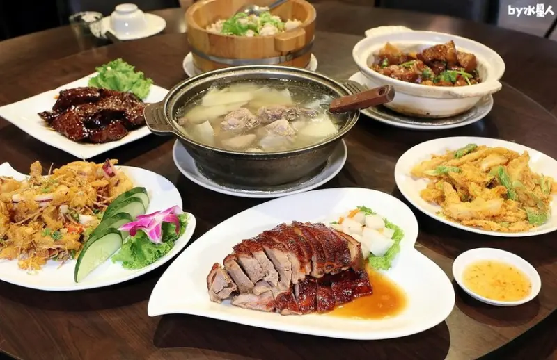 免機票吃到正宗港式燒鵝！50年經驗香港老師傅每日限量製作，皮脆肉甜超狂噴汁