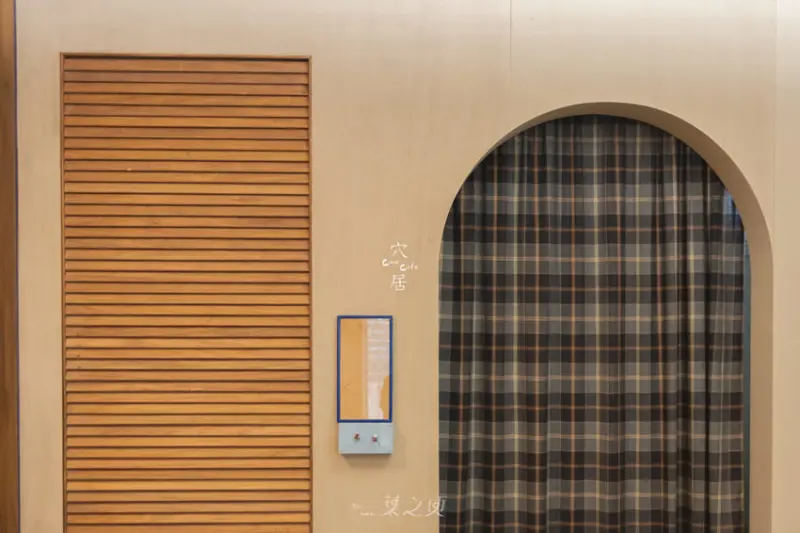 穴居Cave Cafe,學隻蝙蝠窩在有咖啡香的巢裡