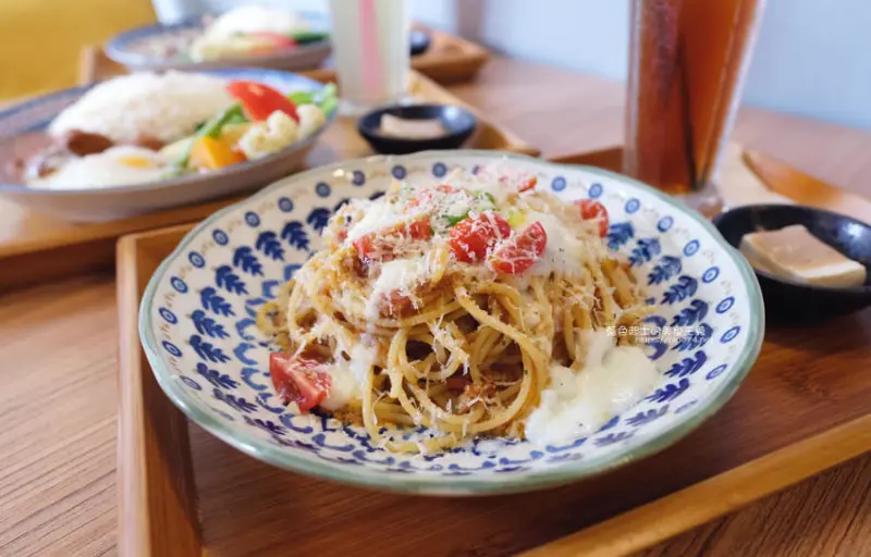 台中北區│Corico咖哩食所-親切溫馨店家，日式和印度咖哩各有特色，味道濃郁份量飽足 - 藍色起士的美食主義