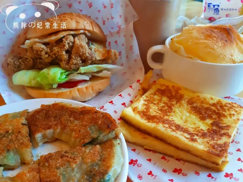 【台中北區】黃金屋─肉彈吐司，招牌特製大腿堡、三星蔥油餅視覺吸睛，口味上......