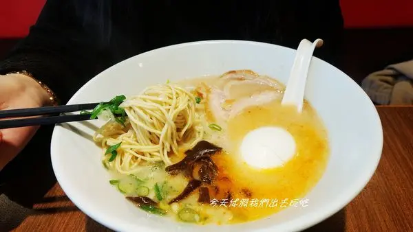 一風堂拉麵。豚骨風味與極細直麵的融合.濃郁夠味。秀泰文心店