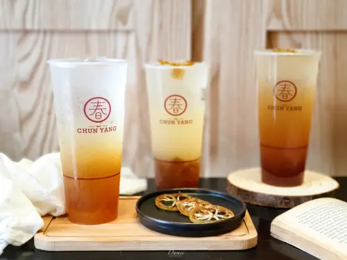 高雄左營｜春陽茶事-復古元素結合創新茶品，鳳梨尬烏龍香甜滋味